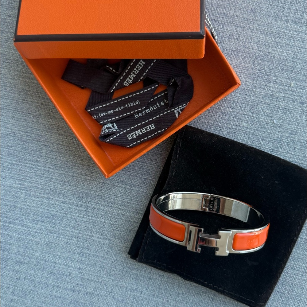 Hermès Clic H Bracelet – Orange Enamel with Palladium Hardware